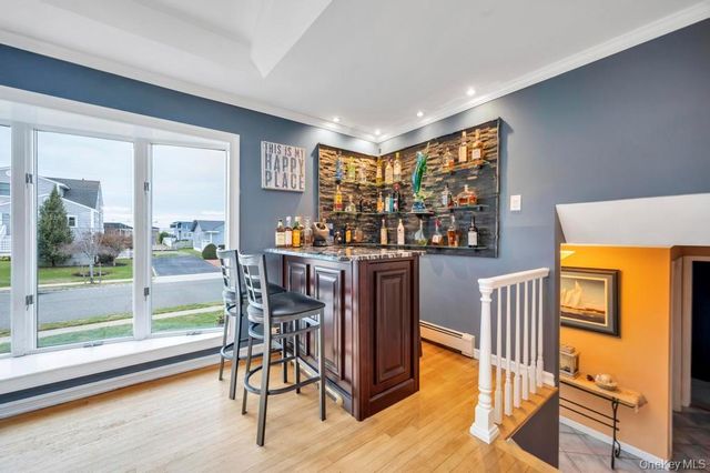 65 Waterview Avenue, Massapequa, NY 11758