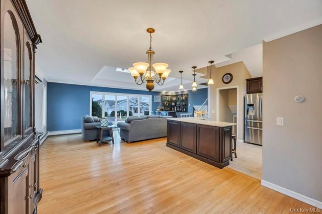 65 Waterview Avenue, Massapequa, NY 11758