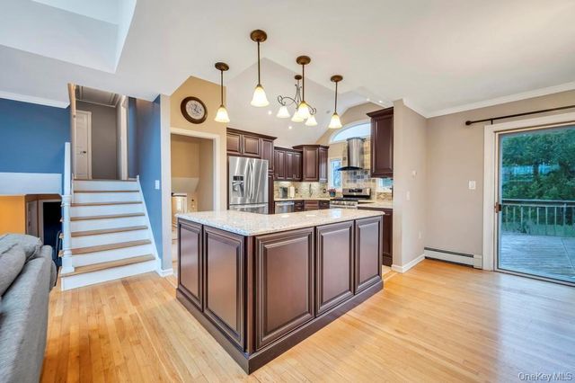 65 Waterview Avenue, Massapequa, NY 11758