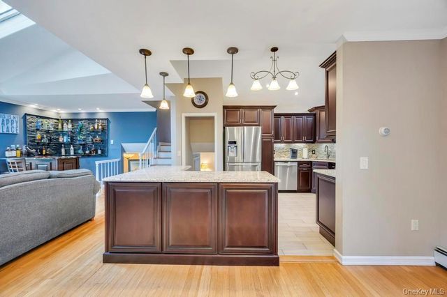 65 Waterview Avenue, Massapequa, NY 11758