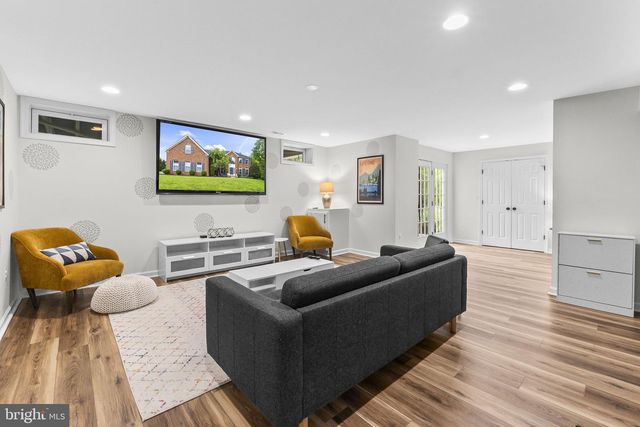 6857 EMMA CT, Warrenton, VA 20187