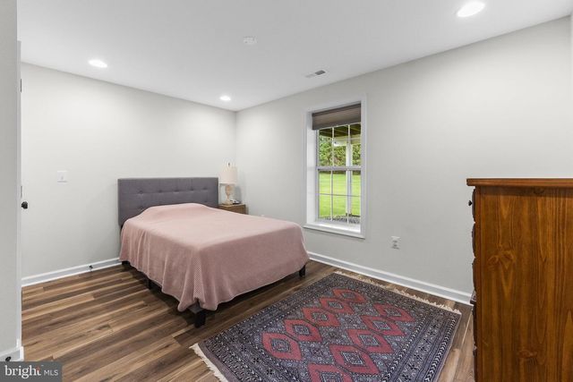 6857 EMMA CT, Warrenton, VA 20187