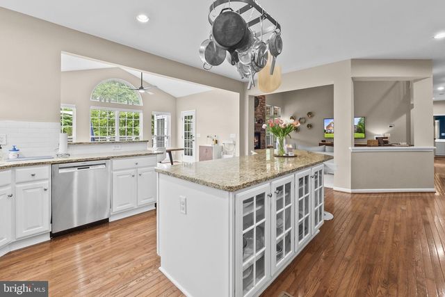 6857 EMMA CT, Warrenton, VA 20187