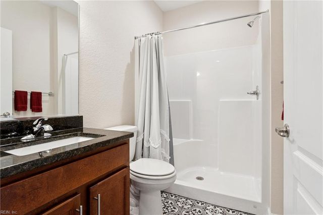 52 Mill Creek CT, Hampton, VA 23663