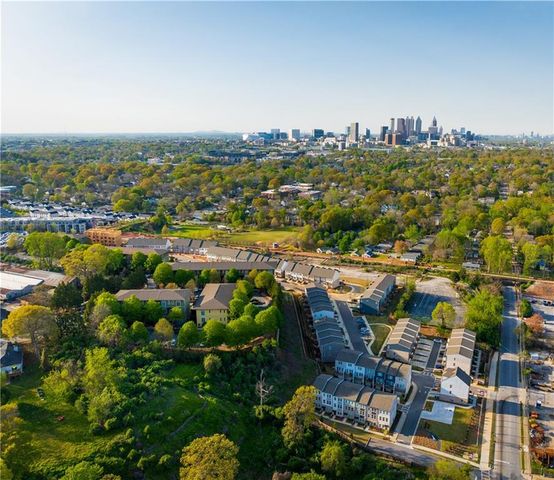 399 Skylar Way, Atlanta, GA 30315