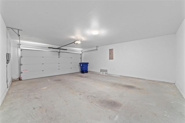 3010 Waterstone Way, Brownwood, TX 76801