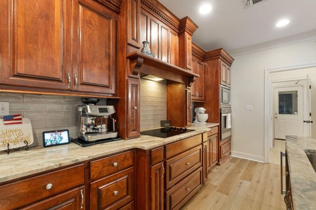 22 Knollwood Ln., Purvis, MS 39475