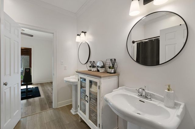 22 Knollwood Ln., Purvis, MS 39475