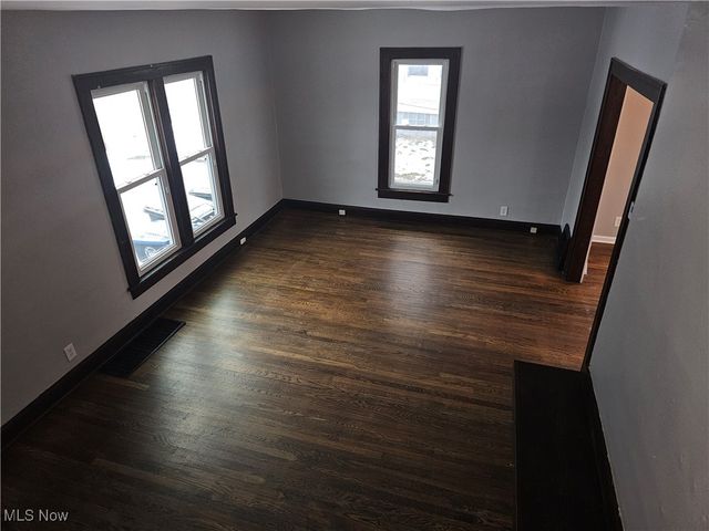 20 Verdun Drive, Akron, OH 44312