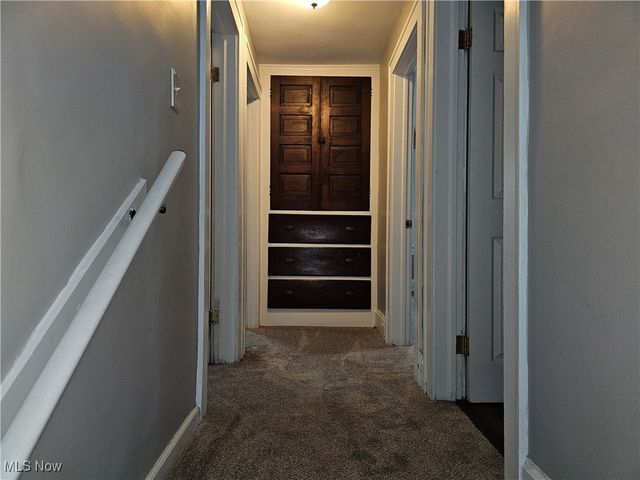 20 Verdun Drive, Akron, OH 44312