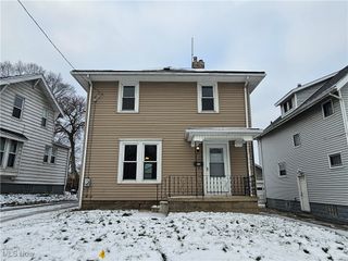 20 Verdun Drive, Akron, OH 44312