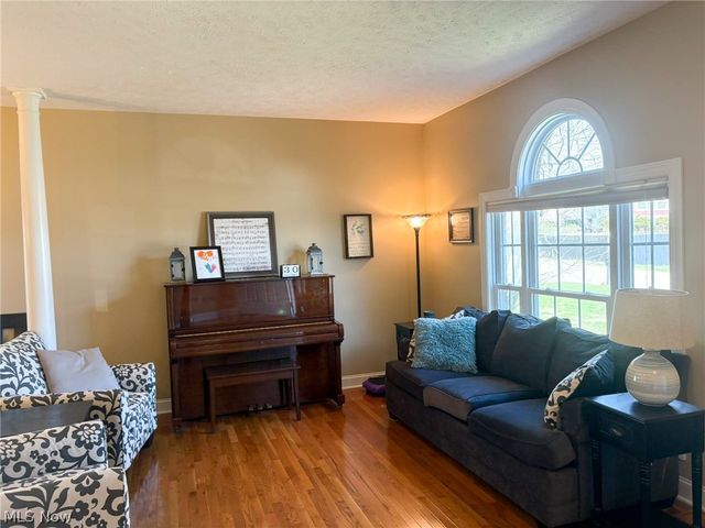 730 57th Street, Vienna, WV 26105