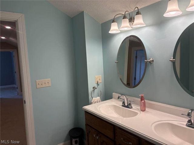 730 57th Street, Vienna, WV 26105