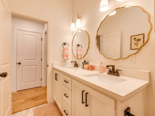 14403 S College Avenue, Bixby, OK 74008