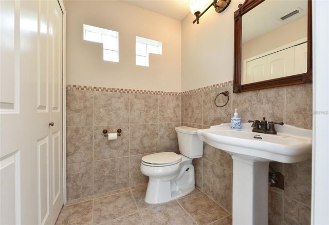 9551 CHANDON DRIVE, Orlando, FL 32825