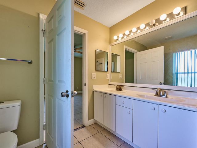 1407 SE Grapeland Avenue, Port St. Lucie, FL 34952