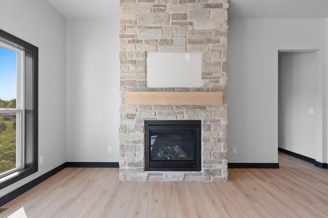 214 ABBY LANE, Francis Creek, WI 54220