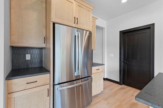 214 ABBY LANE, Francis Creek, WI 54220