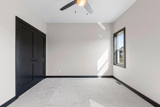 214 ABBY LANE, Francis Creek, WI 54220