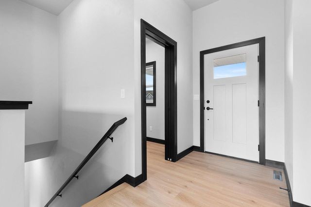 214 ABBY LANE, Francis Creek, WI 54220