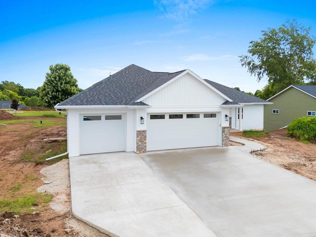 214 ABBY LANE, Francis Creek, WI 54220