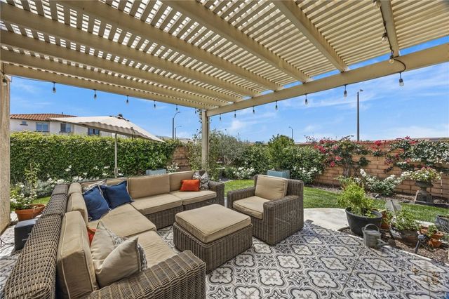10982 Sunny Cove Court, Redlands, CA 92373