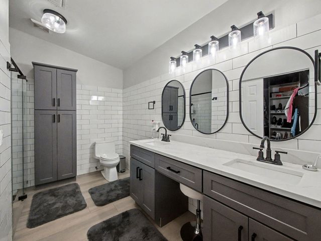 4073 NW 2nd Lane, Delray Beach, FL 33445