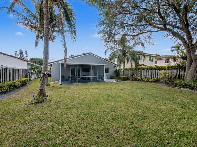 4073 NW 2nd Lane, Delray Beach, FL 33445