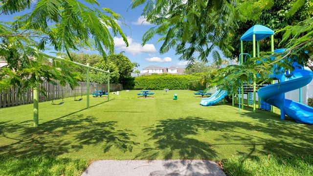 4073 NW 2nd Lane, Delray Beach, FL 33445