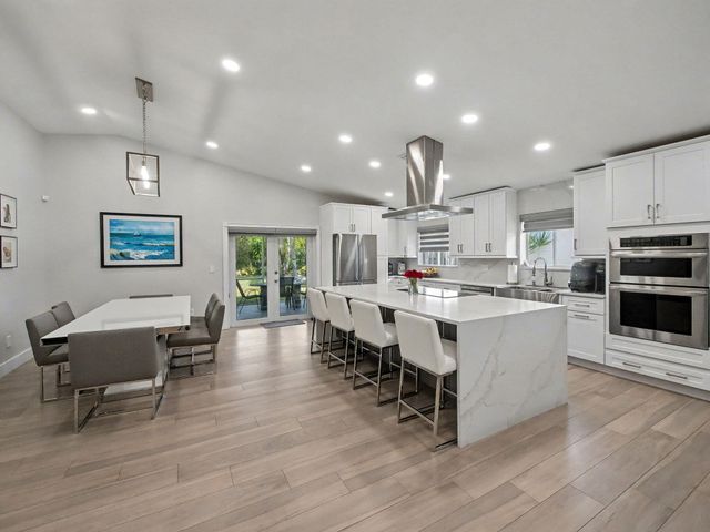 4073 NW 2nd Lane, Delray Beach, FL 33445