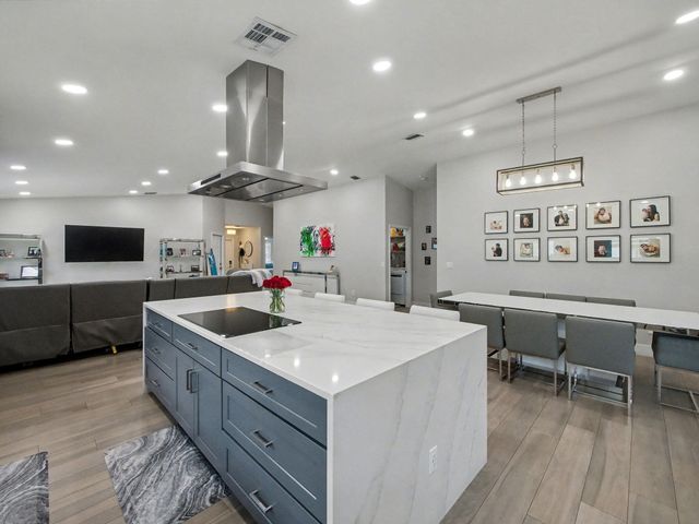 4073 NW 2nd Lane, Delray Beach, FL 33445