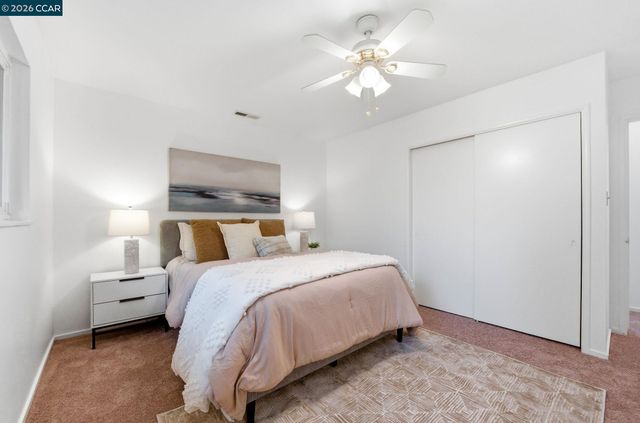 1356 El Curtola Blvd, Lafayette, CA 94549