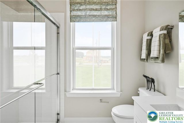 5722 Frederick Drive Stavanger III, East Allen Twp, PA 18017