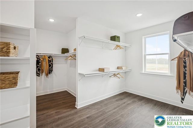 5722 Frederick Drive Stavanger III, East Allen Twp, PA 18017