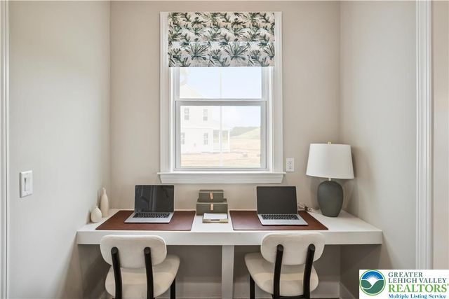 5722 Frederick Drive Stavanger III, East Allen Twp, PA 18017