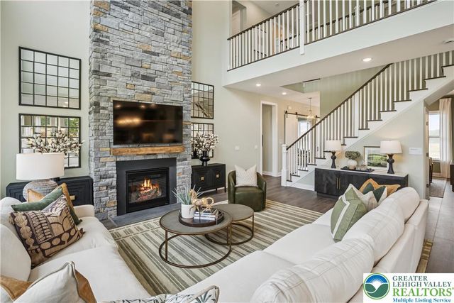 5722 Frederick Drive Stavanger III, East Allen Twp, PA 18017