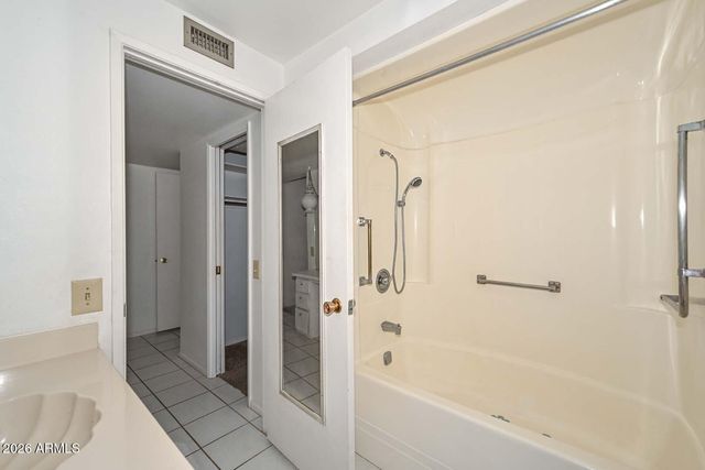 9719 W NEWPORT Drive, Sun City, AZ 85351