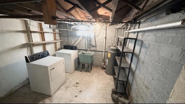 19187 GAINSBOROUGH Road, Detroit, MI 48223