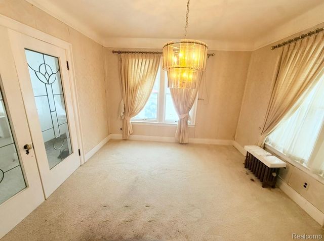 19187 GAINSBOROUGH Road, Detroit, MI 48223