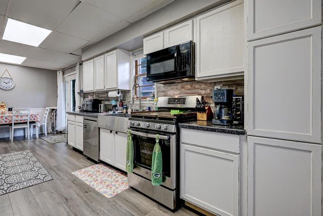 1000 LAWE STREET, Kaukauna, WI 54130
