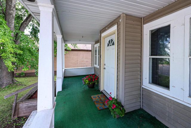 1000 LAWE STREET, Kaukauna, WI 54130