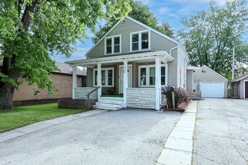 1000 LAWE STREET, Kaukauna, WI 54130