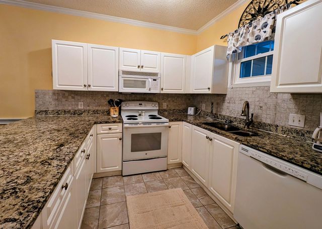 4773 Wild Iris Dr Apt 203, Myrtle Beach, SC 29577