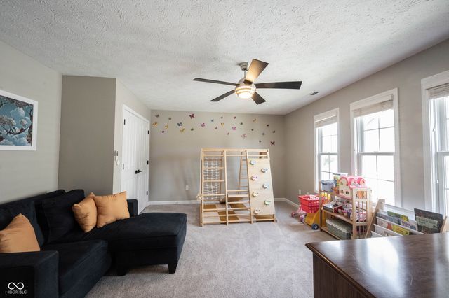 12442 Goodloe Drive, Fishers, IN 46037