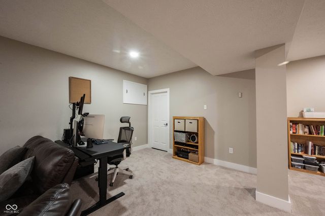 12442 Goodloe Drive, Fishers, IN 46037
