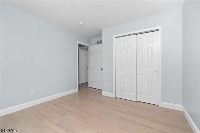 117 Hillside Dr, Hamburg Boro, NJ 07419