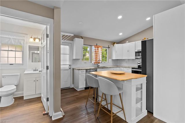 1226 Poquoson AVE, Poquoson, VA 23662