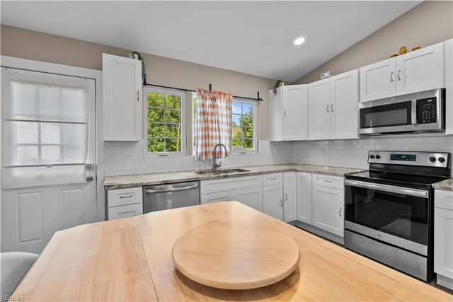 1226 Poquoson AVE, Poquoson, VA 23662