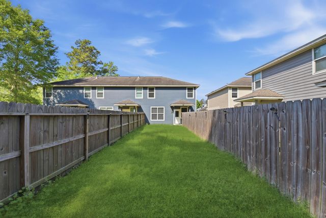 618-626 Magnolia Bend, New Caney, TX 77357