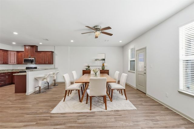 618-626 Magnolia Bend, New Caney, TX 77357